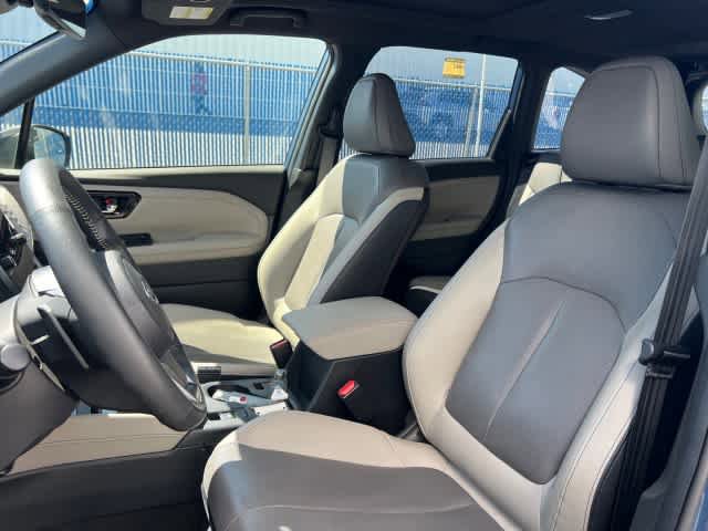 Certified 2025 Subaru Forester Limited image 13
