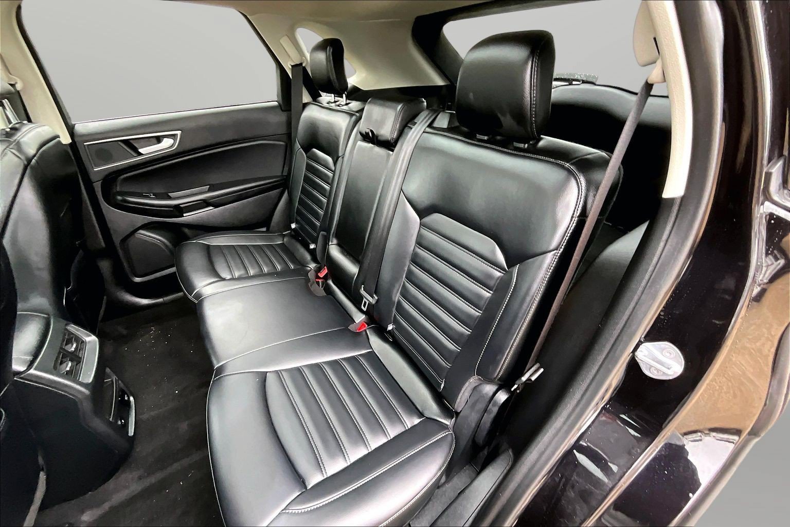 Used 2024 Ford Edge SEL w/ Convenience Package AWD/4WD image 18
