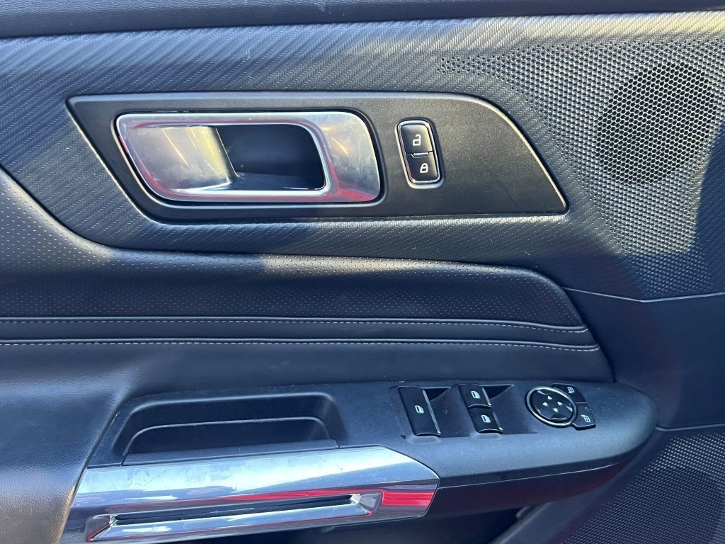 Used 2024 Ford Mustang Premium image 13