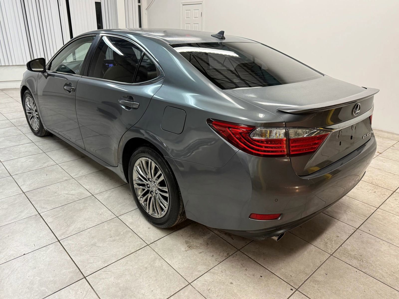Used 2014 Lexus ES 350 w/ Premium Package image 7
