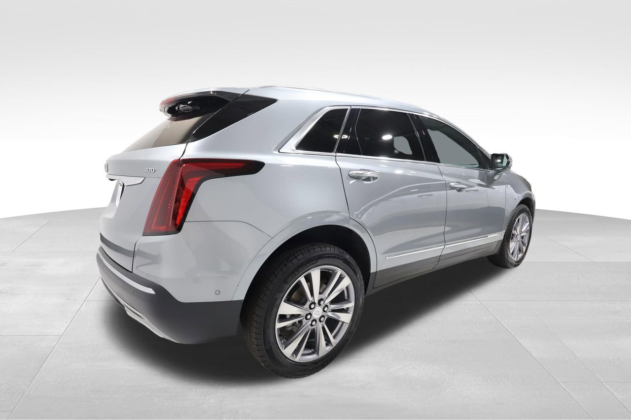 Certified 2025 Cadillac XT5 Premium Luxury w/ Technology Package AWD/4WD image 4