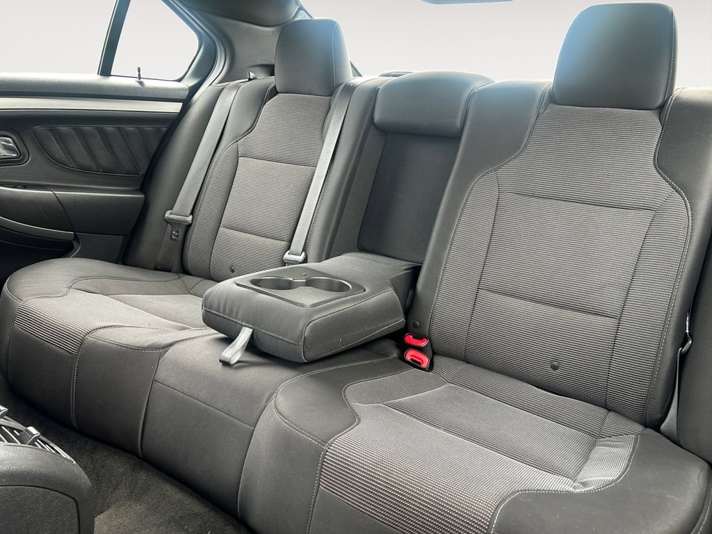 Used 2015 Ford Taurus SEL FWD image 13