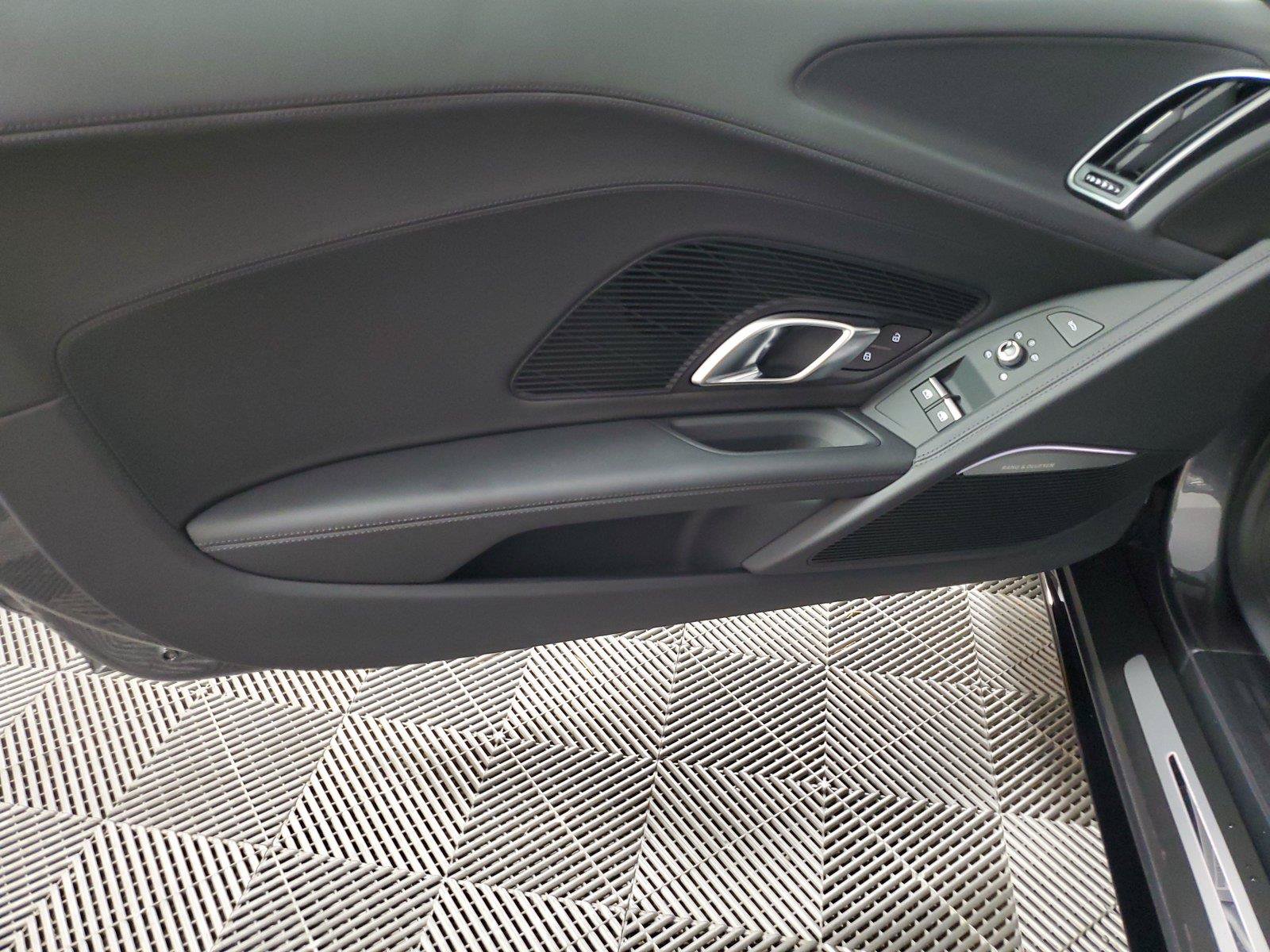 Used 2023 Audi R8 V10 performance RWD image 10