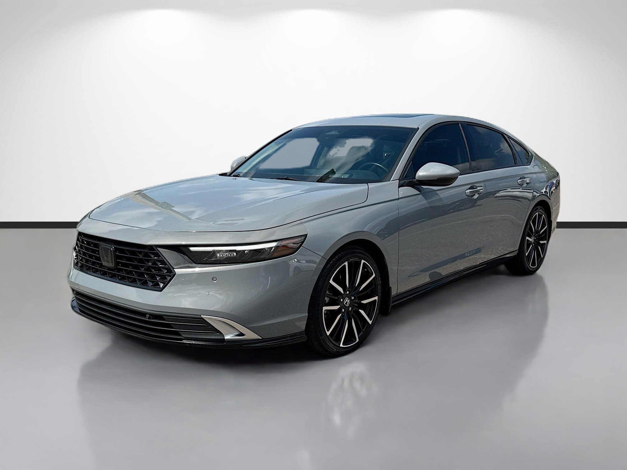 Used 2023 Honda Accord Touring image 7
