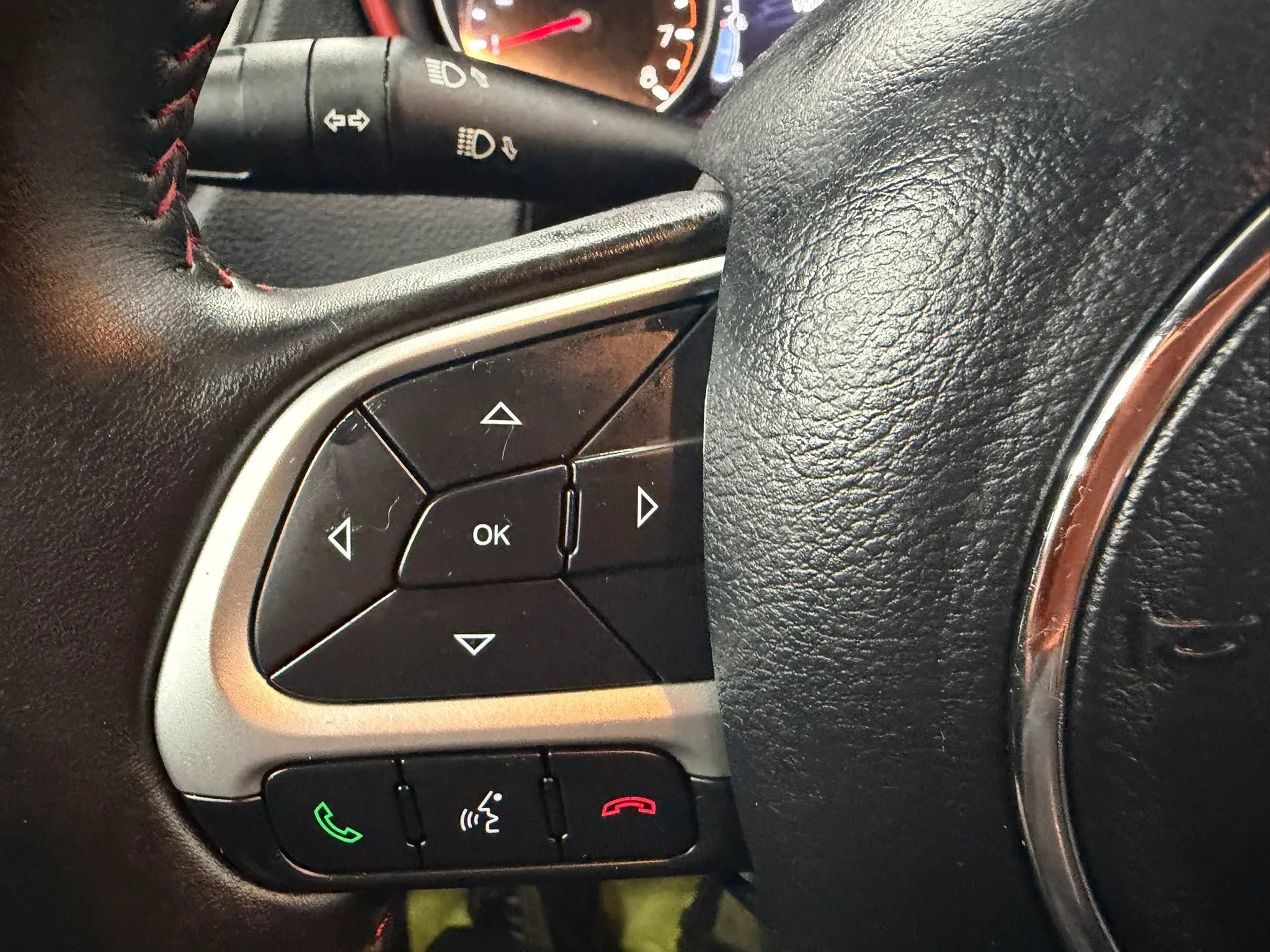 Used 2017 Jeep Compass Trailhawk w/ Leather Interior Group image 13