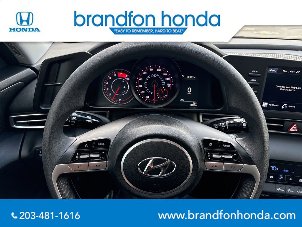 Used 2023 Hyundai Elantra SEL image 16