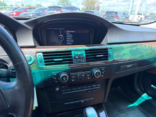Used 2011 BMW 335i xDrive Sedan AWD/4WD image 30