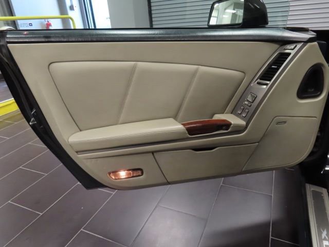Used 2006 Cadillac XLR image 10