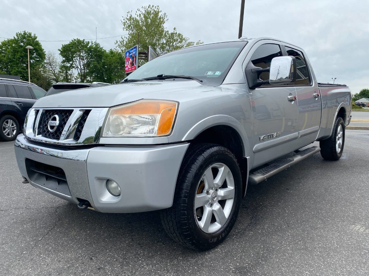 Used 2008 Nissan Titan LE AWD/4WD image 7