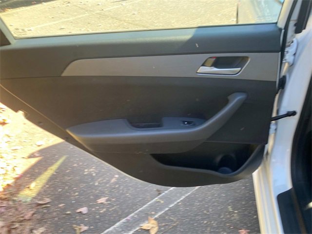 Used 2018 Hyundai Sonata ECO image 10