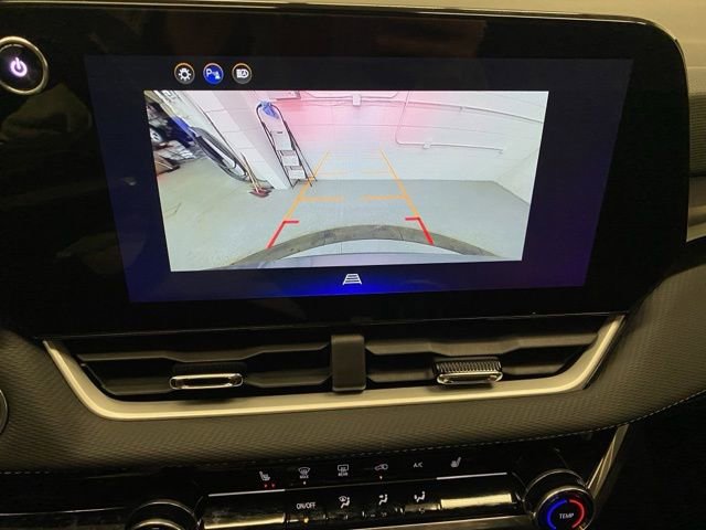 Used 2025 Chevrolet Equinox LT image 11