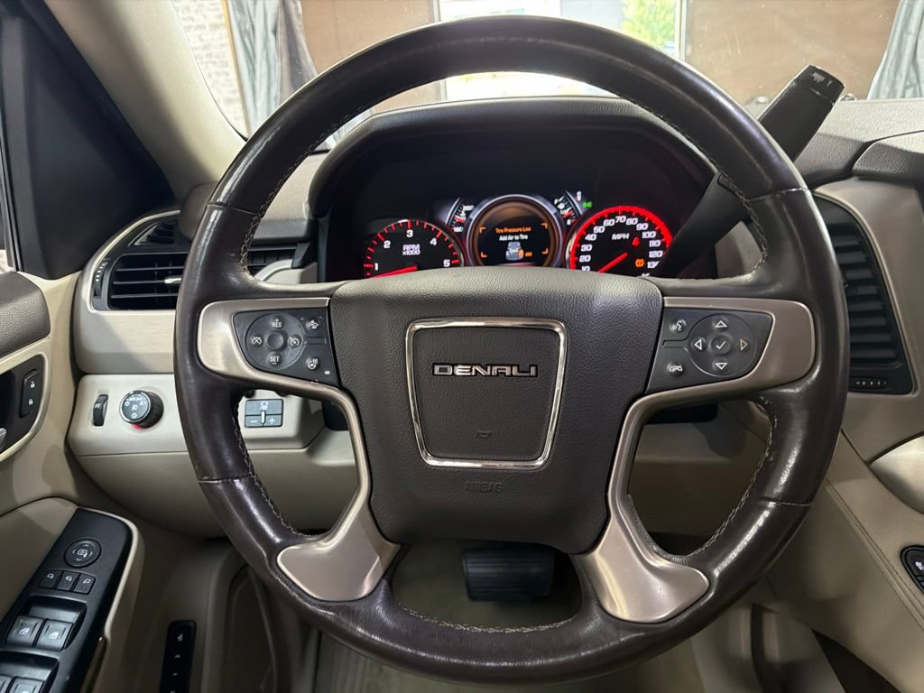Used 2016 GMC Yukon Denali w/ Open Road Package AWD/4WD image 22