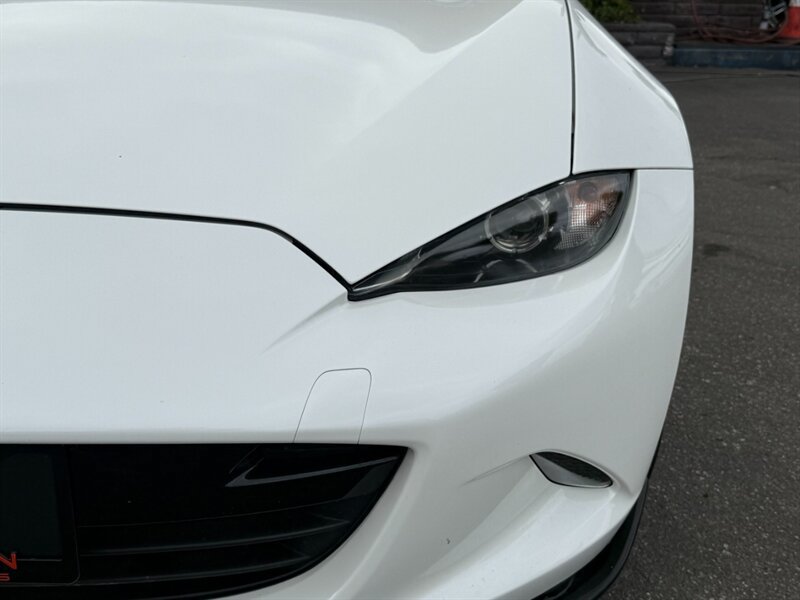 Used 2018 MAZDA MX-5 Miata Grand Touring RWD image 5