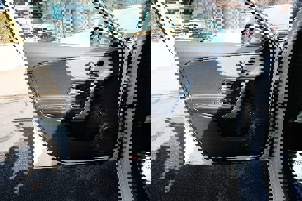 Used 2019 Mercedes-Benz A 220 4MATIC w/ Driver Assistance Package image 17