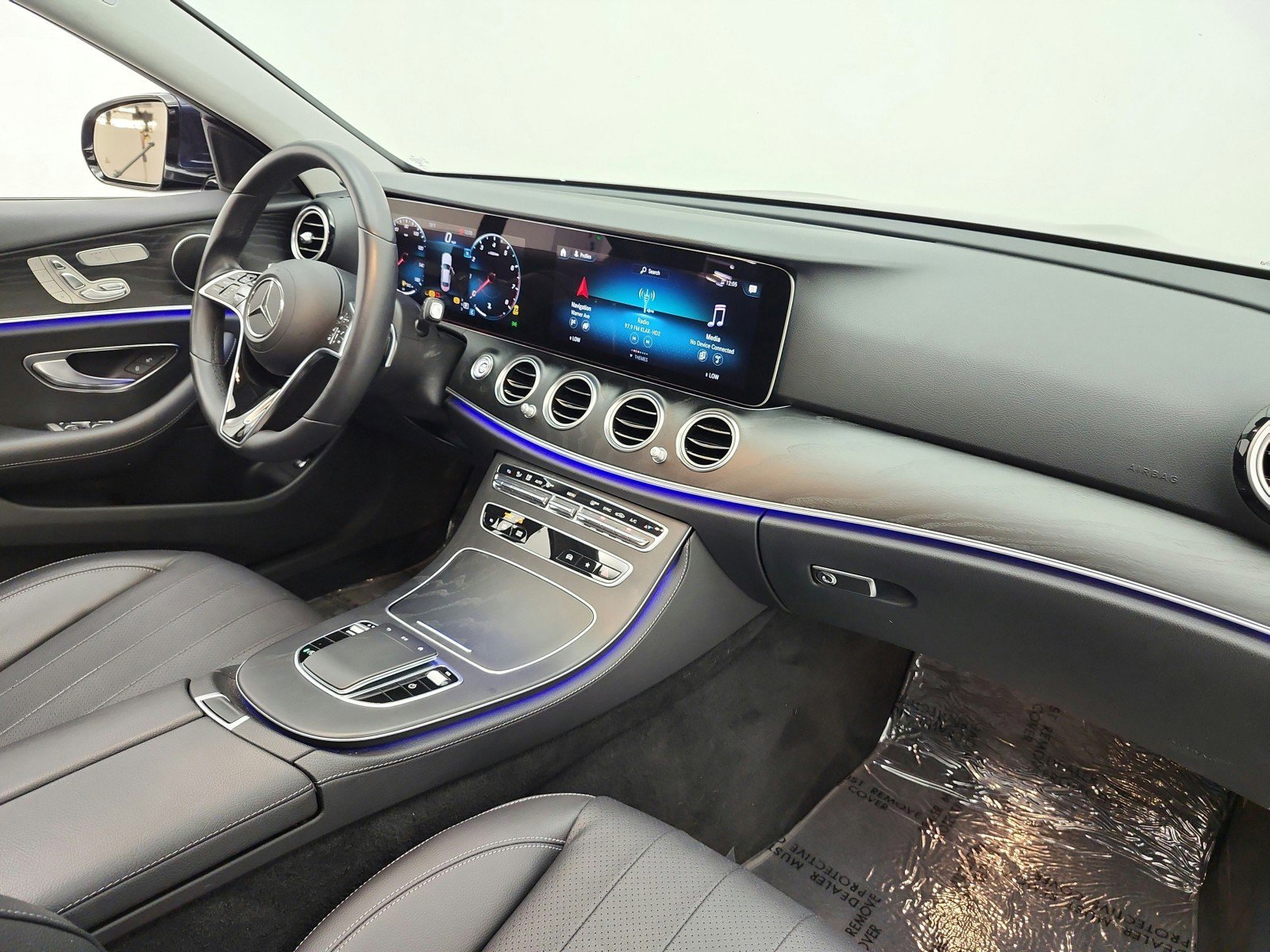Used 2022 Mercedes-Benz E 350 Sedan image 27