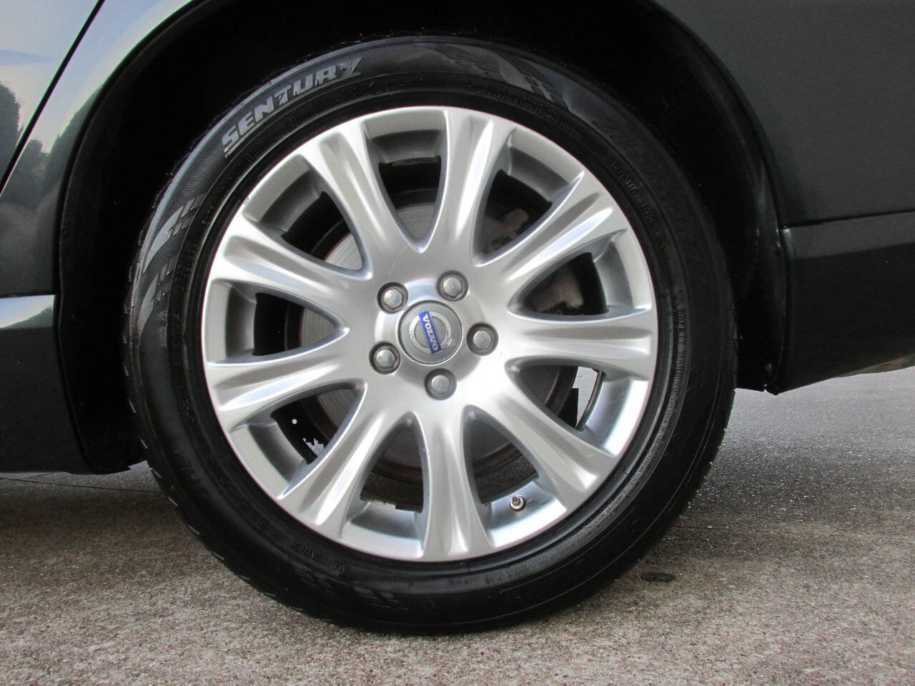 Used 2010 Volvo S80 3.2 image 28