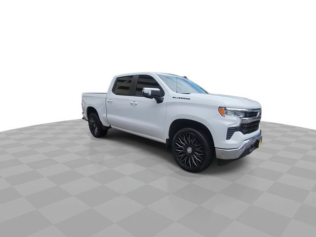 Used 2024 Chevrolet Silverado 1500 LT w/ Safety Package image 2
