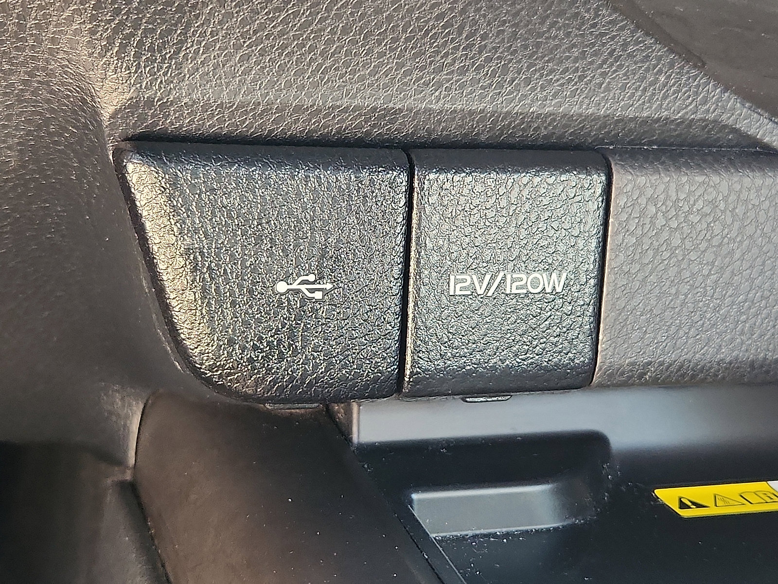 Used 2023 Toyota Camry XSE image 23