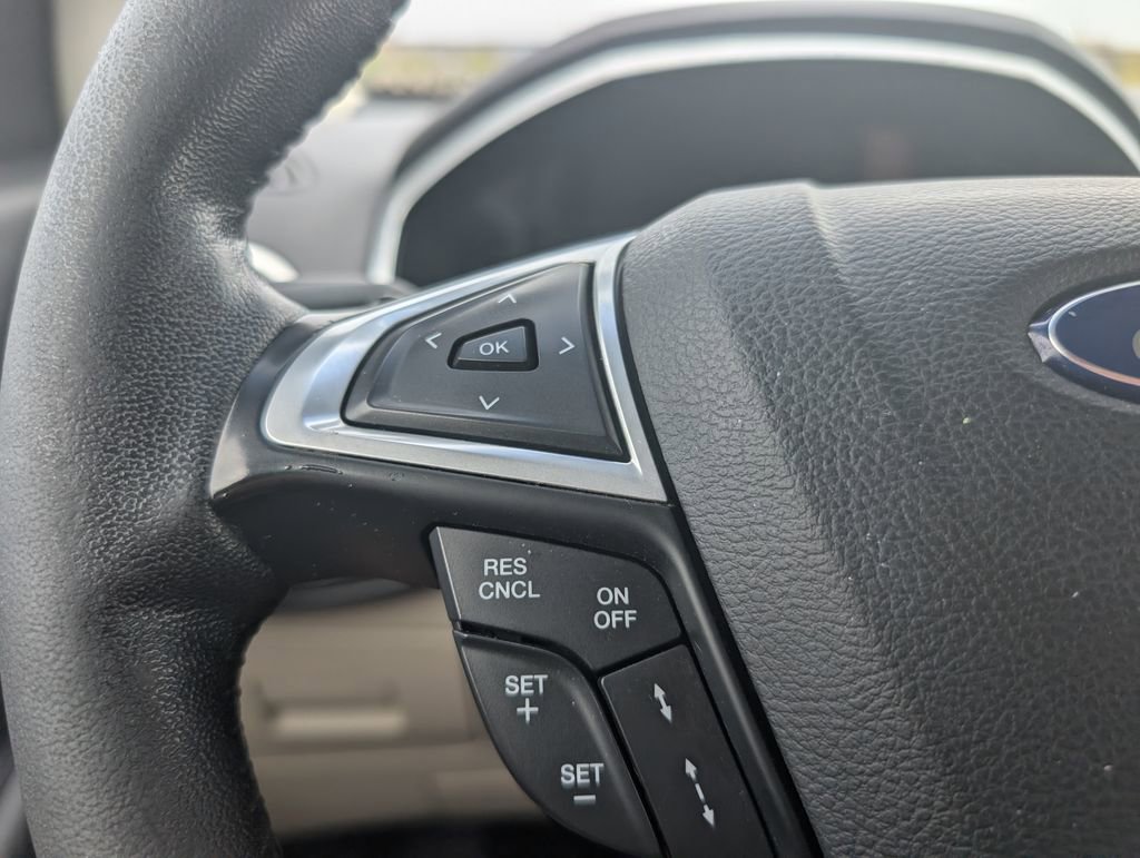 Used 2017 Ford Edge Titanium w/ Equipment Group 301A image 15