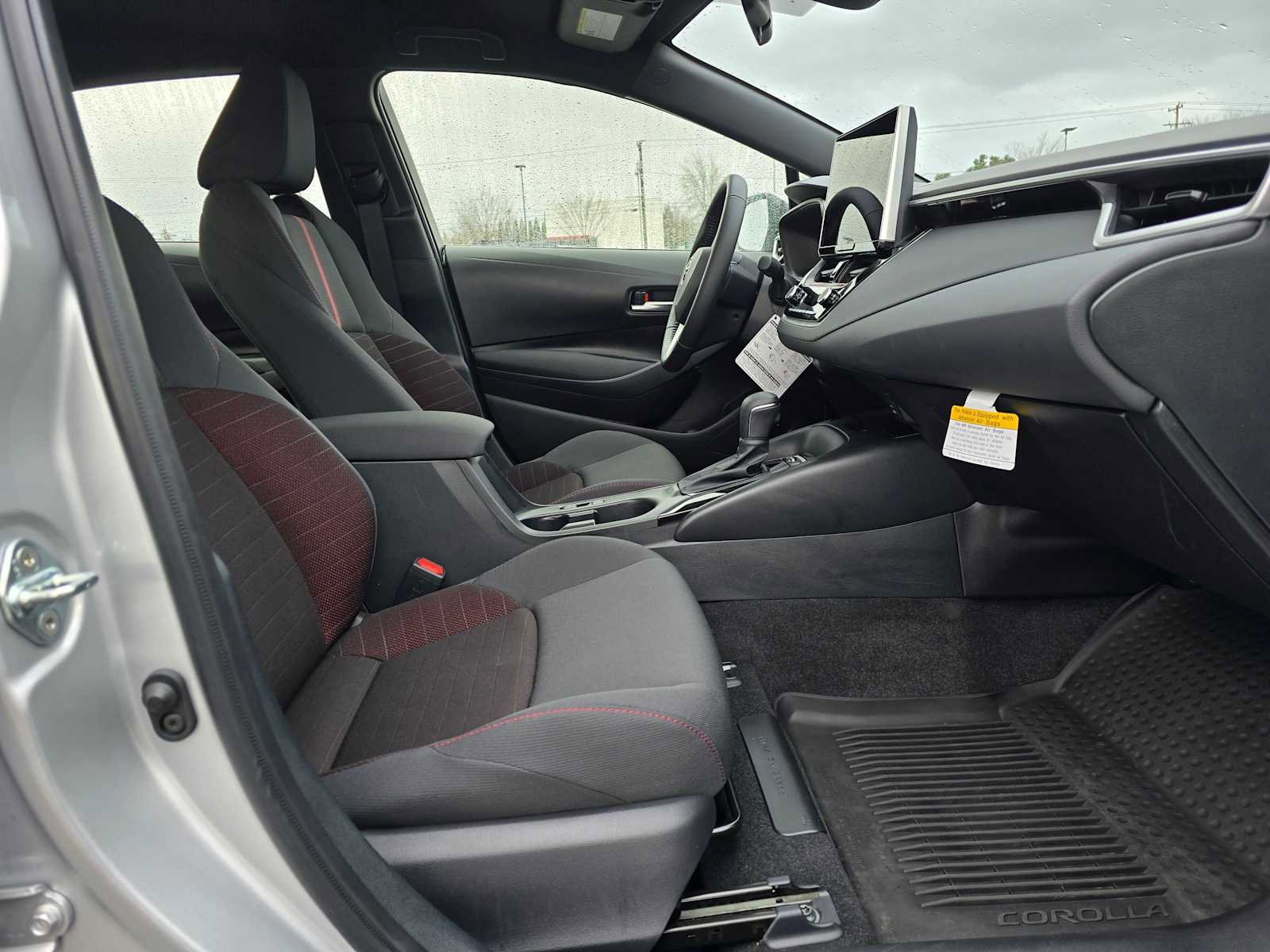 Certified 2026 Toyota Corolla SE w/ SE Package image 11