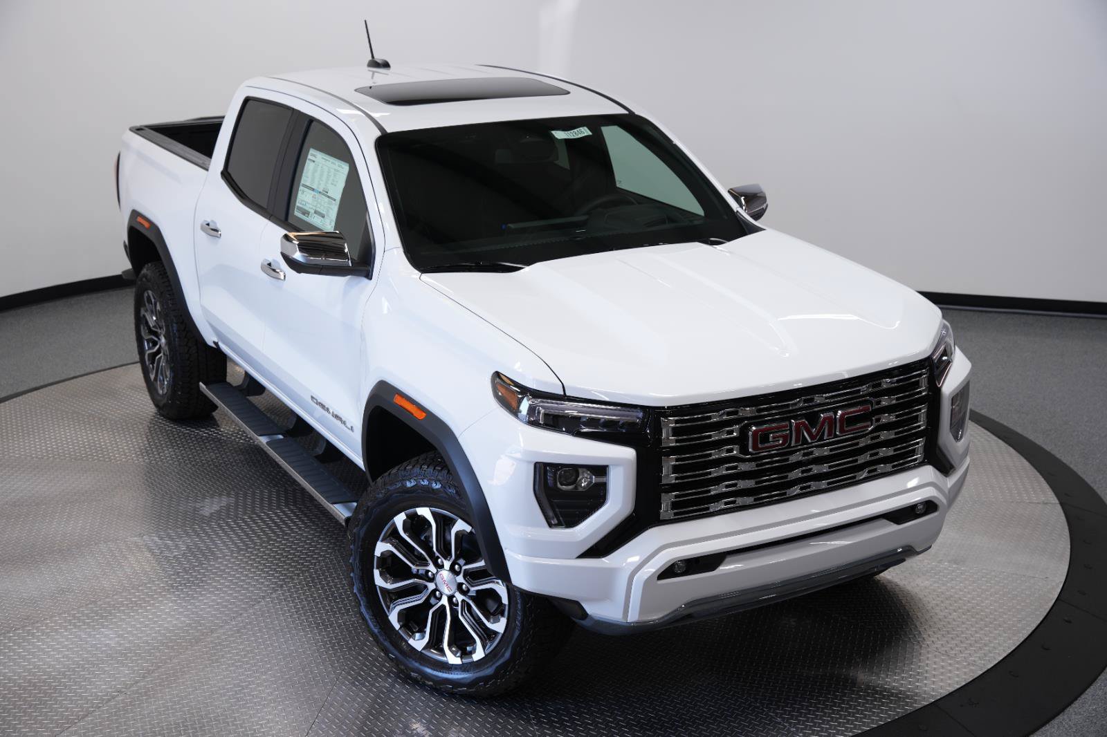 New 2026 GMC Canyon Denali AWD/4WD image 49