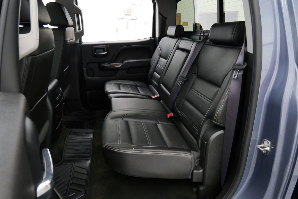 Used 2016 GMC Sierra 3500 Denali w/ Suspension Package, Off-Road AWD/4WD image 19