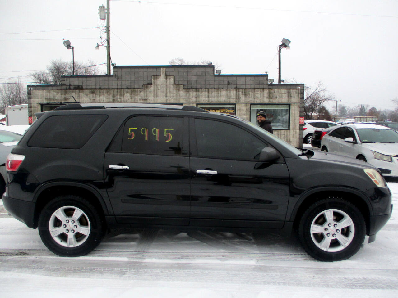 Used 2010 GMC Acadia SL image 2