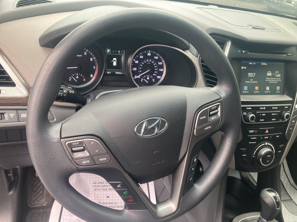 Used 2017 Hyundai Santa Fe Sport AWD/4WD image 17