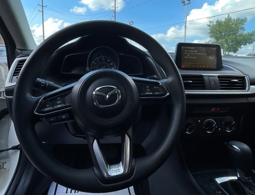 Used 2018 MAZDA MAZDA3 Sport w/ Preferred Equipment Package FWD image 19
