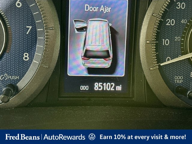 Used 2018 Toyota Sienna XLE Premium FWD image 16