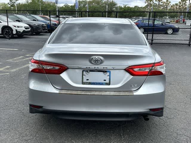 Used 2018 Toyota Camry LE FWD image 5
