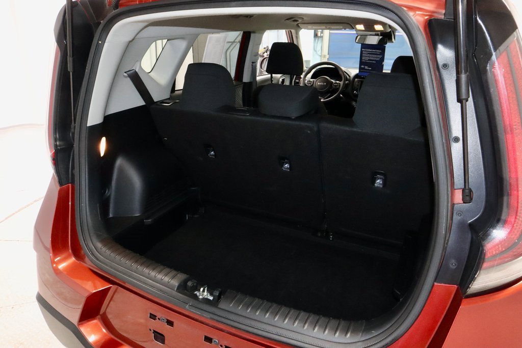 Used 2024 Kia Soul LX w/ Option Group 015 image 14