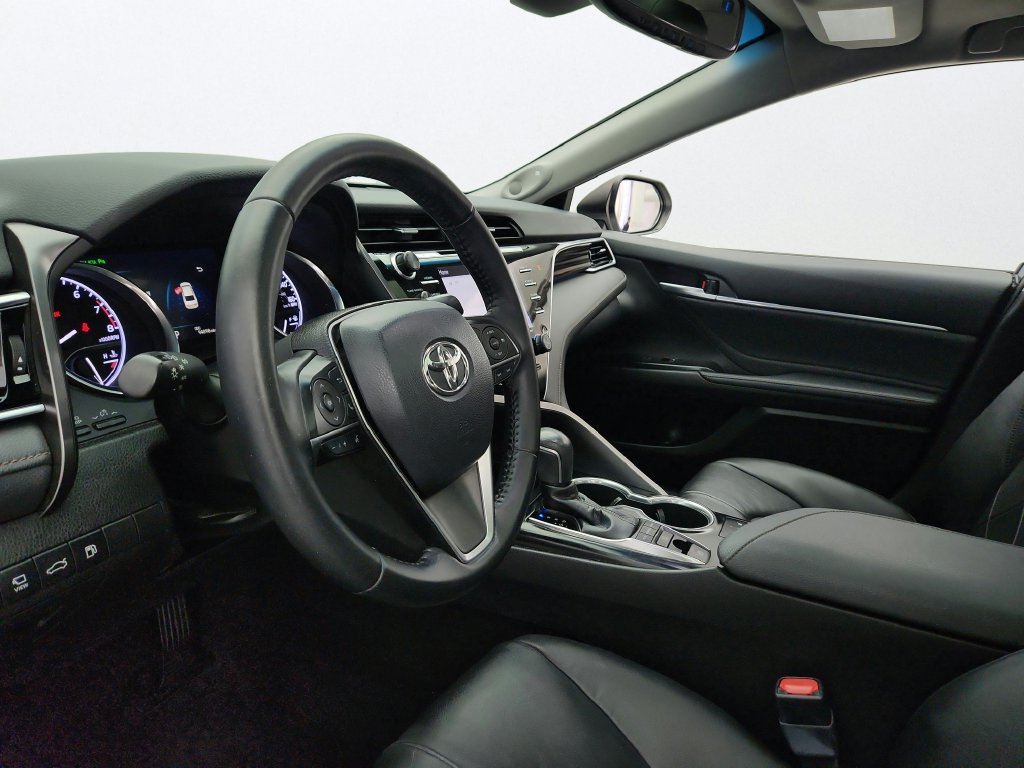 Used 2018 Toyota Camry XLE w/ Audio Package FWD image 10