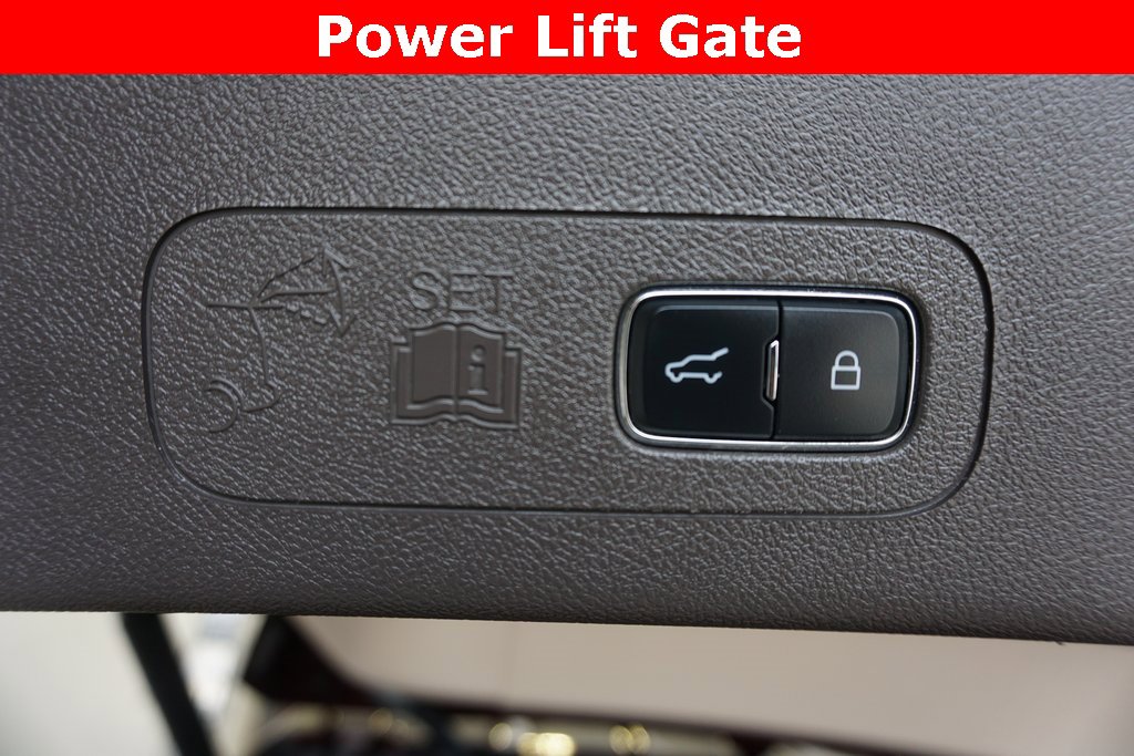 Used 2022 Lincoln Aviator Reserve w/ Equipment Group 201A image 19