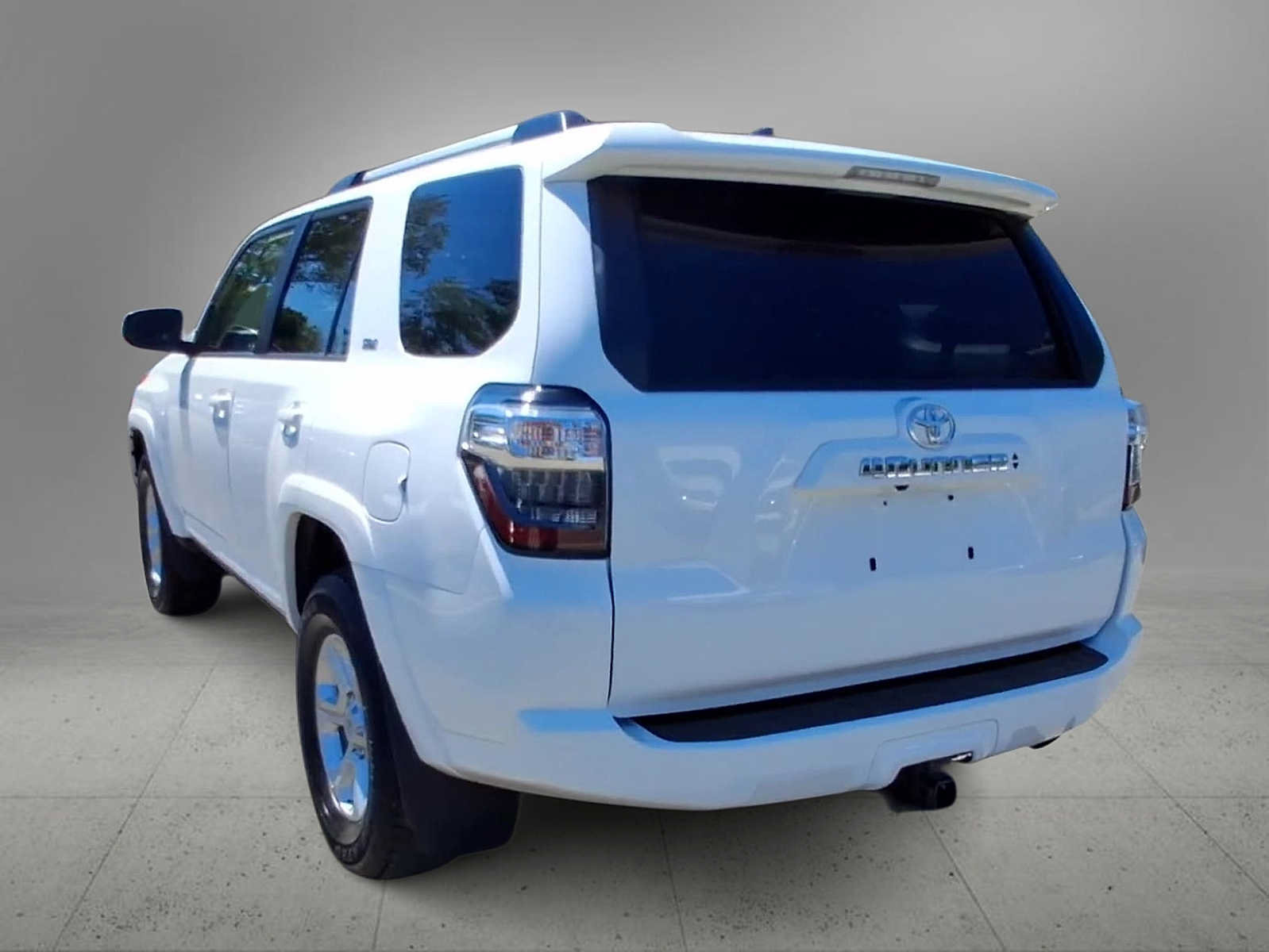 Used 2022 Toyota 4Runner SR5 RWD image 7