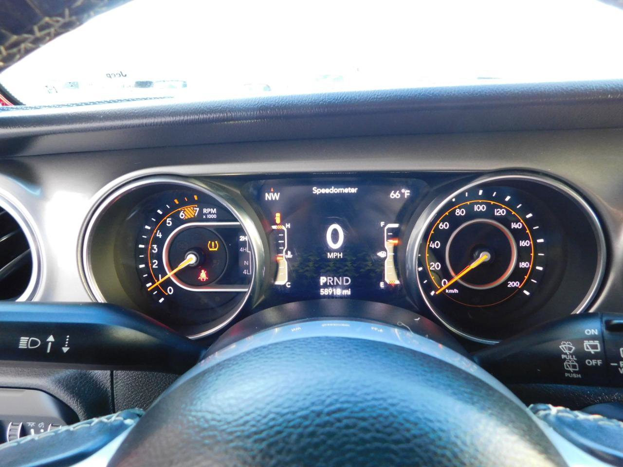 Used 2018 Jeep Wrangler Unlimited Sahara w/ Uconnect 4C Nav & Sound Group image 11