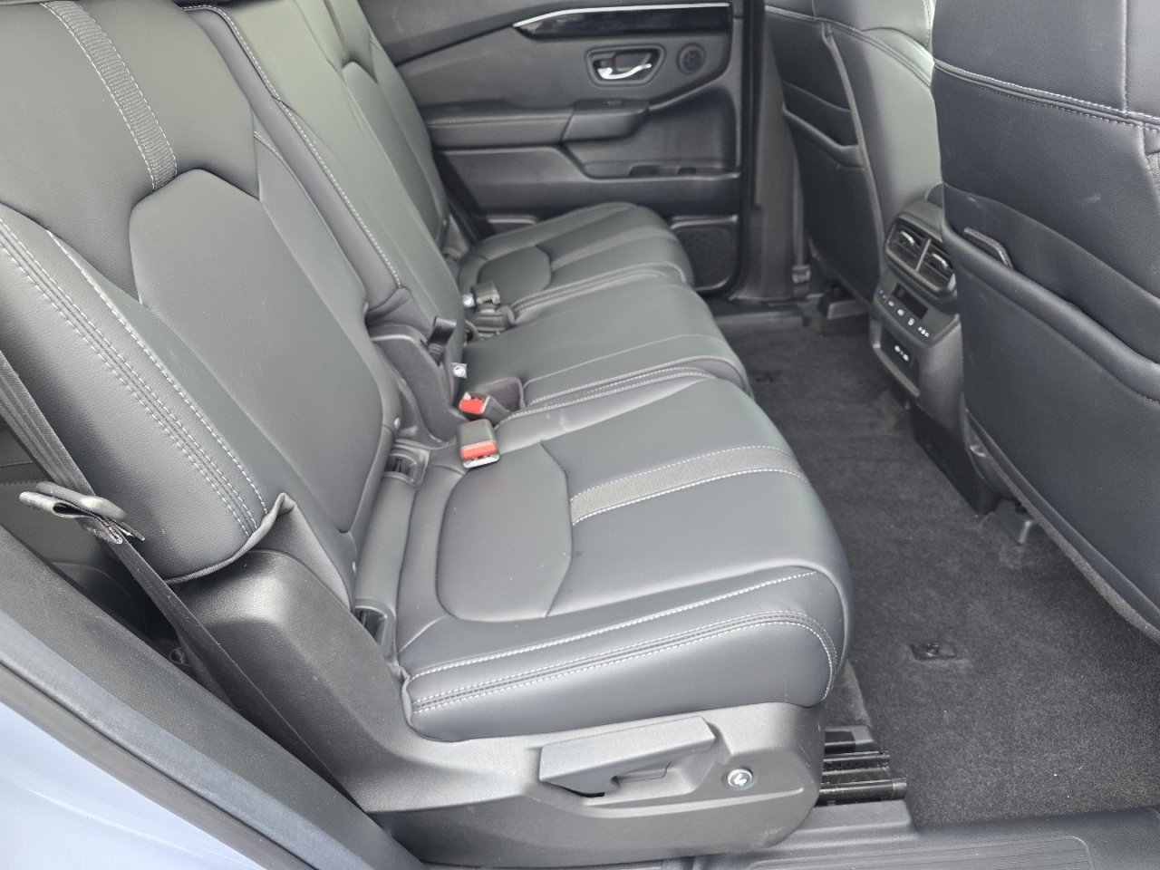 Used 2025 Honda Pilot Touring image 22