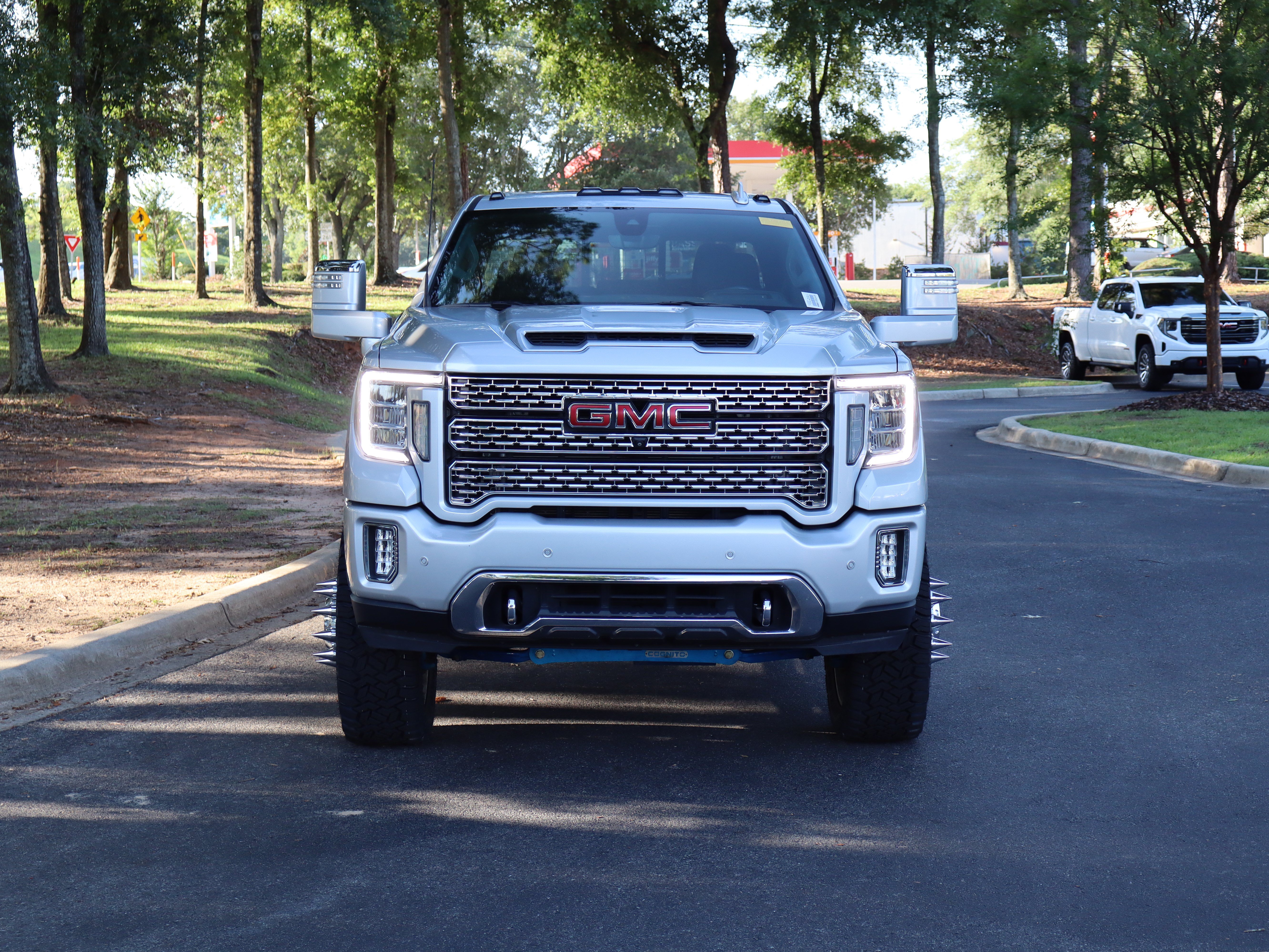 Used 2021 GMC Sierra 3500 Denali w/ Denali Ultimate Package AWD/4WD image 3