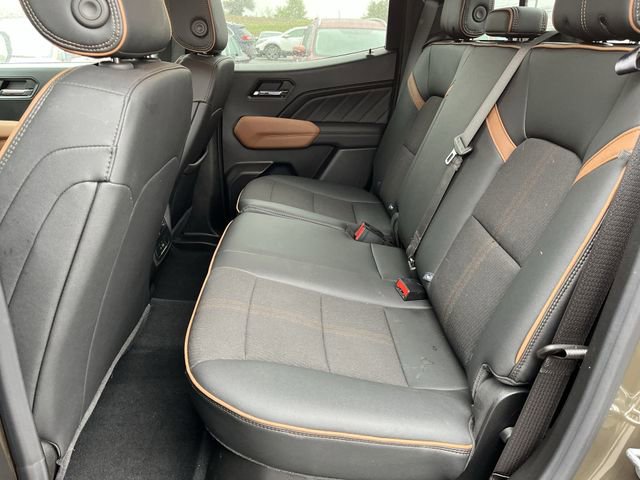 Used 2025 GMC Canyon AT4 AWD/4WD image 25