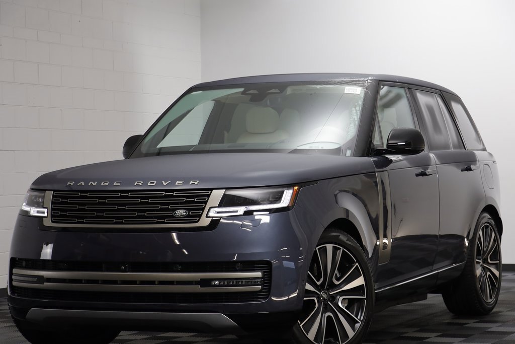 Used 2025 Land Rover Range Rover SE