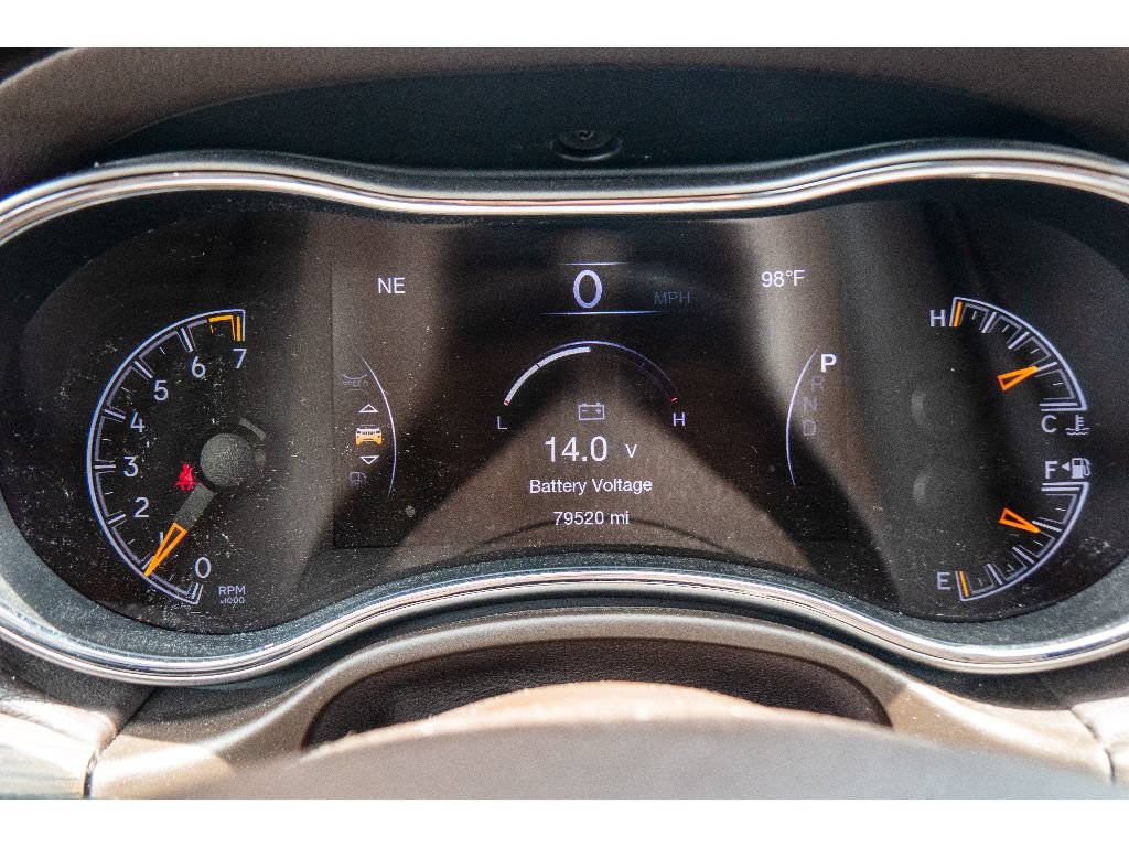 Used 2020 Jeep Grand Cherokee Overland AWD/4WD image 25