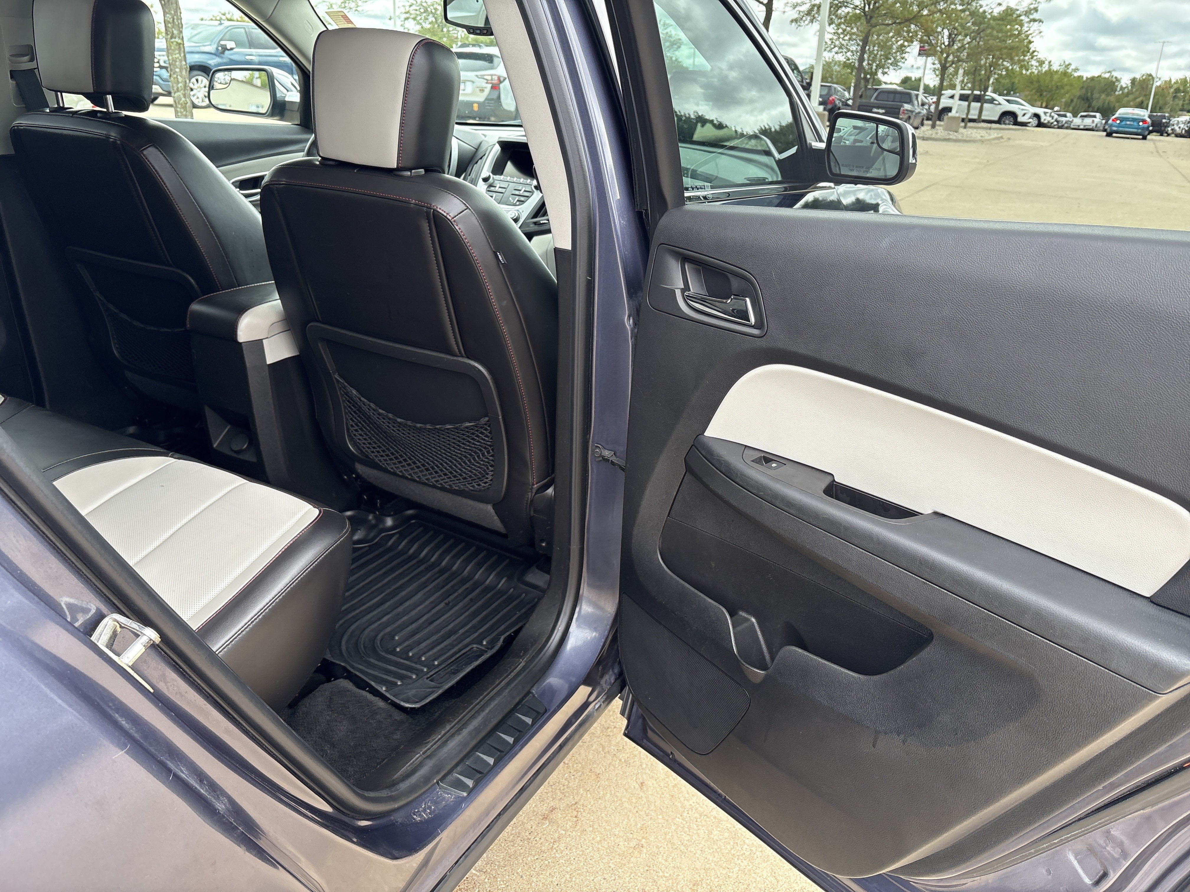Used 2014 Chevrolet Equinox LTZ FWD image 14