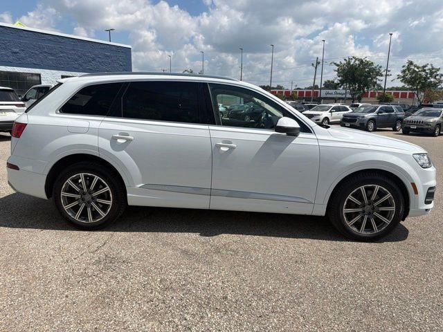 Used 2018 Audi Q7 3.0T Prestige AWD/4WD image 6