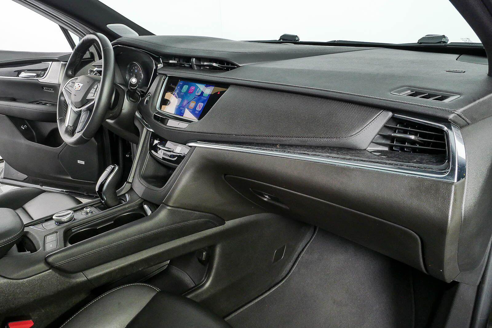 Certified 2023 Cadillac XT5 Premium Luxury w/ Technology Package FWD image 24