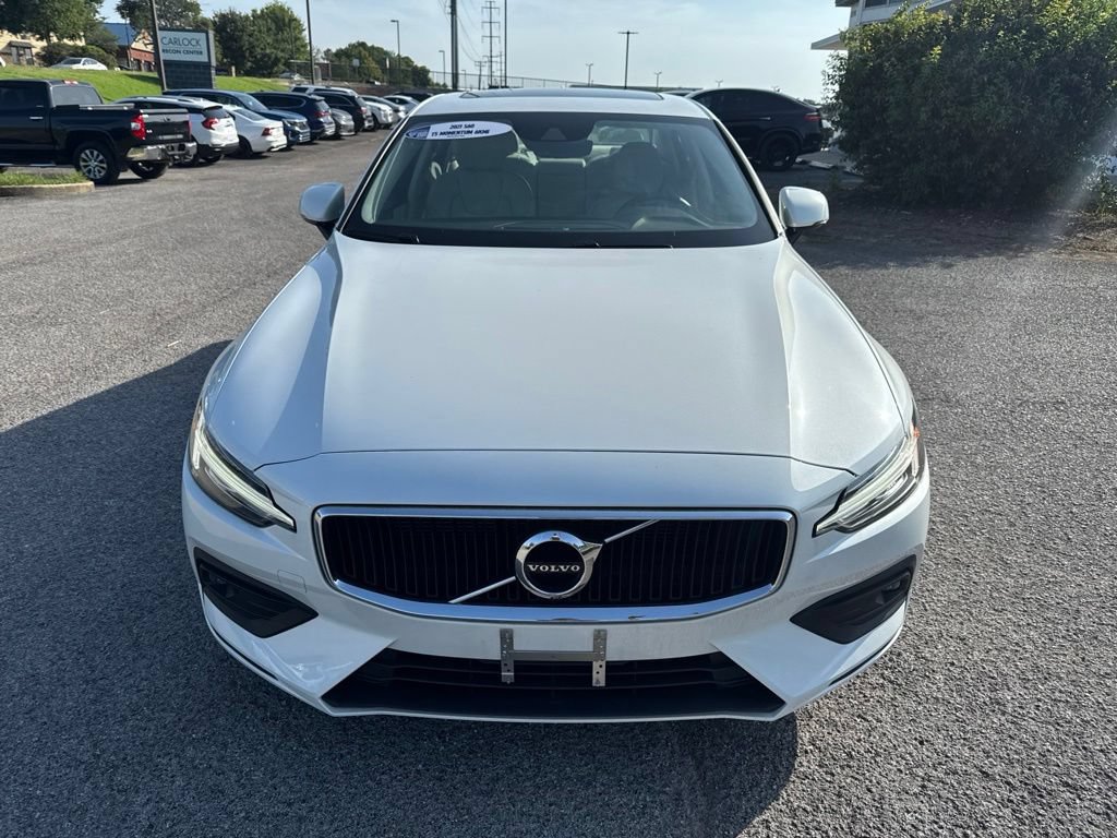 Used 2021 Volvo S60 T5 Momentum w/ Premium Package FWD image 2