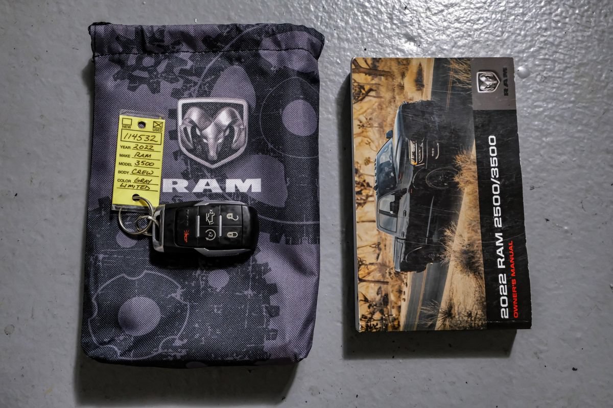 Used 2022 RAM 3500 Limited AWD/4WD image 61