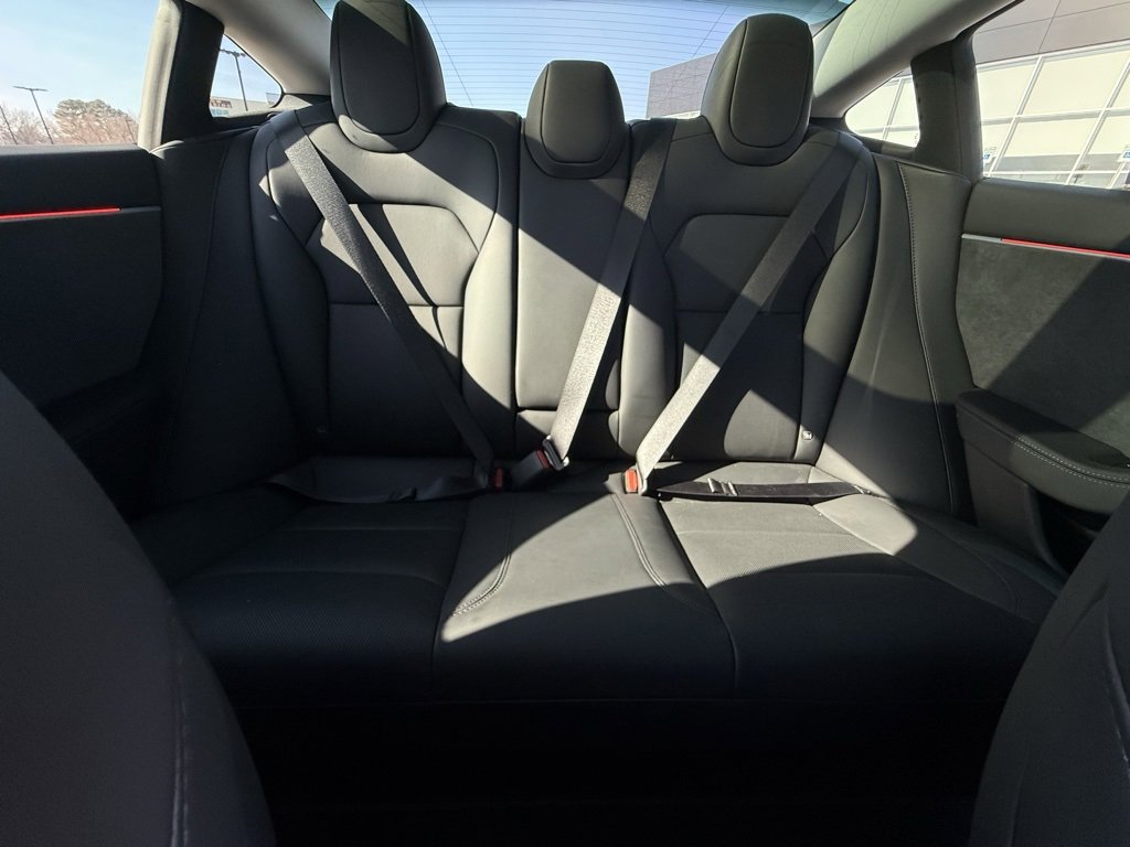 Used 2024 Tesla Model 3 Performance image 29