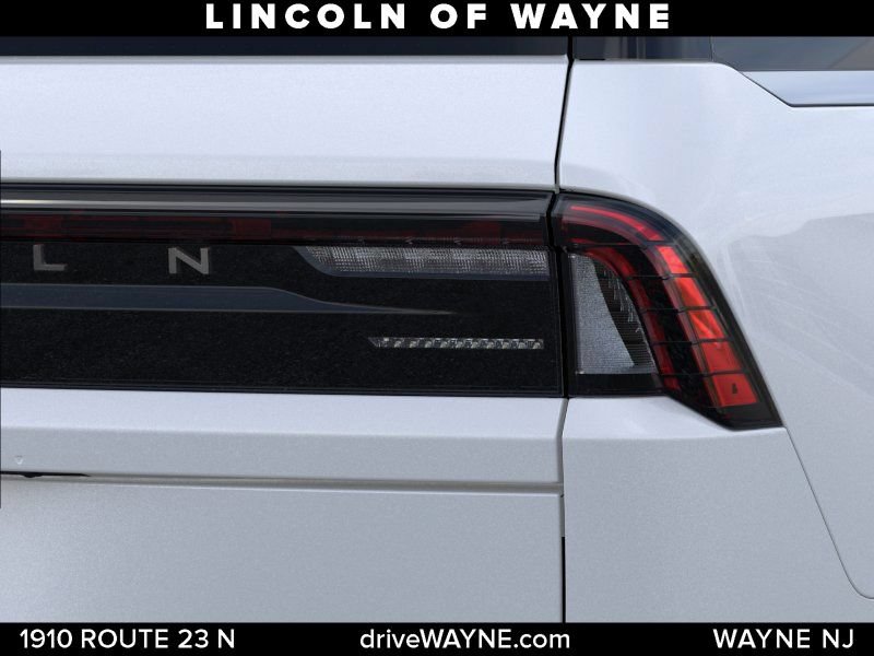 New 2026 Lincoln Navigator Premiere AWD/4WD image 22