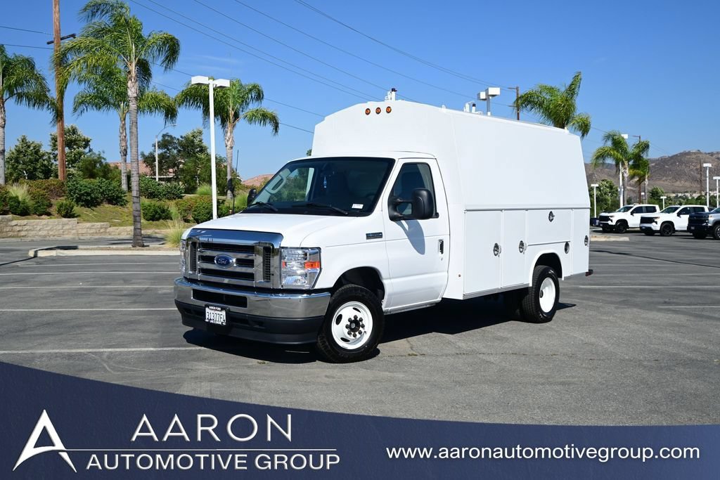 Used 2023 Ford E-350 and Econoline 350 Super Duty w/ Power Windows & Locks Group
