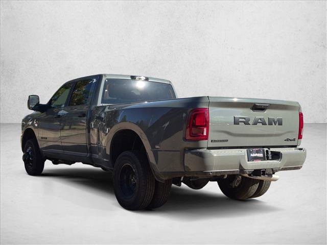New 2026 RAM 3500 Big Horn AWD/4WD image 9